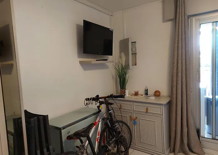 דירה Rdc Avec Terrasse, Parking Et Animaux Acceptes A 100m De La - Fr-1-776-116 *
