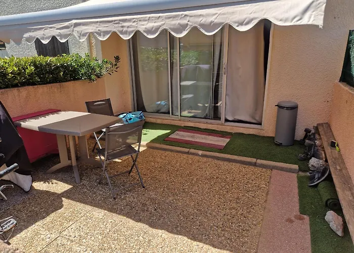 Rdc Avec Terrasse, Parking Et Animaux Acceptes A 100m De La - Fr-1-776-116